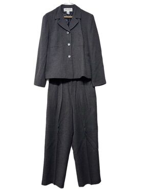 Jones New York Women's Two-Piece Pantsuit Tan/black Size 8